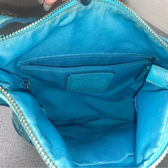 Coach Vintage Signature Slim Duffel Shoulder/Crossbody Bag EUC - Picture 11 of 16